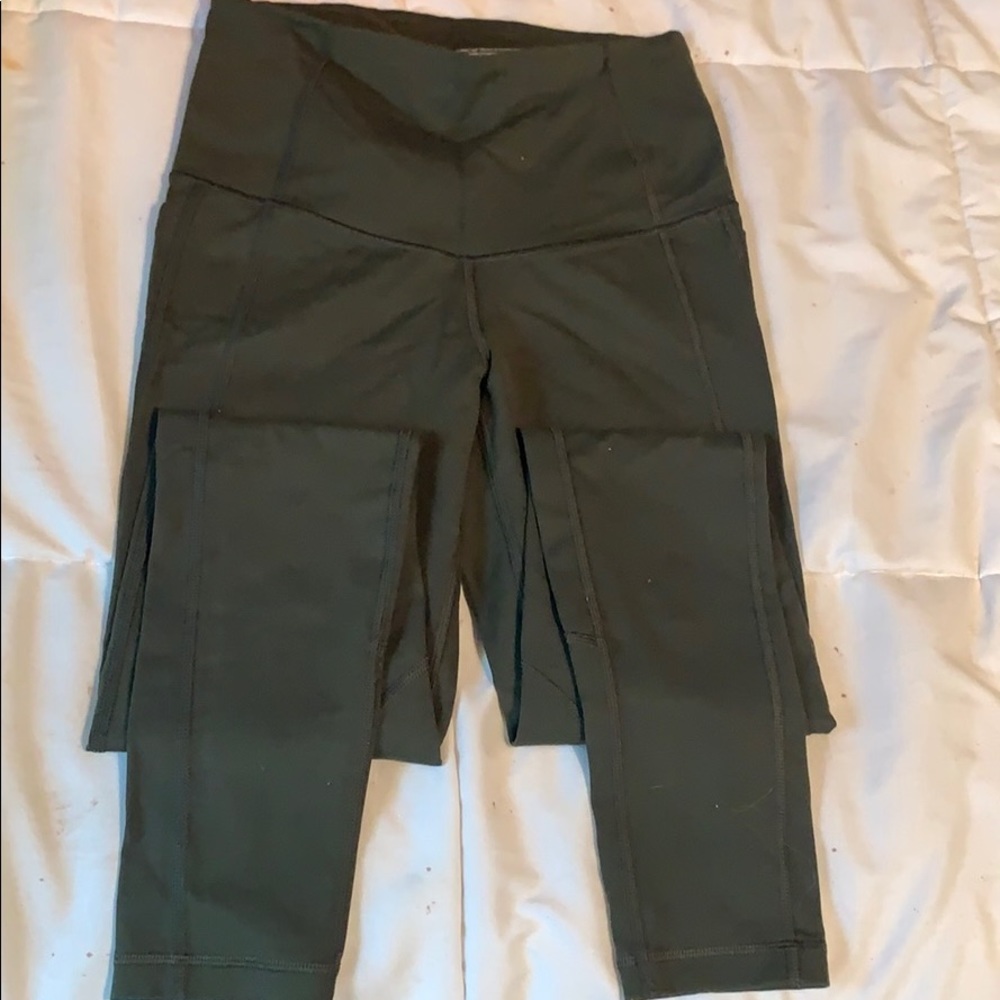 Victoria’s Secret leggings